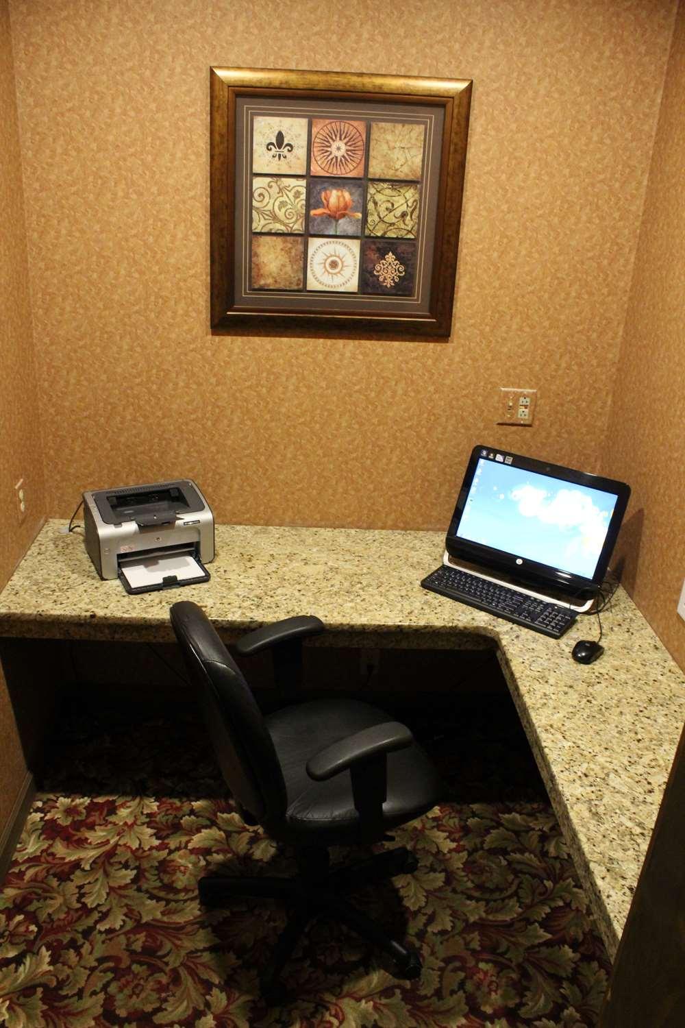 Surestay Plus Hotel By Best Western Southern Pines Pinehurst Ngoại thất bức ảnh