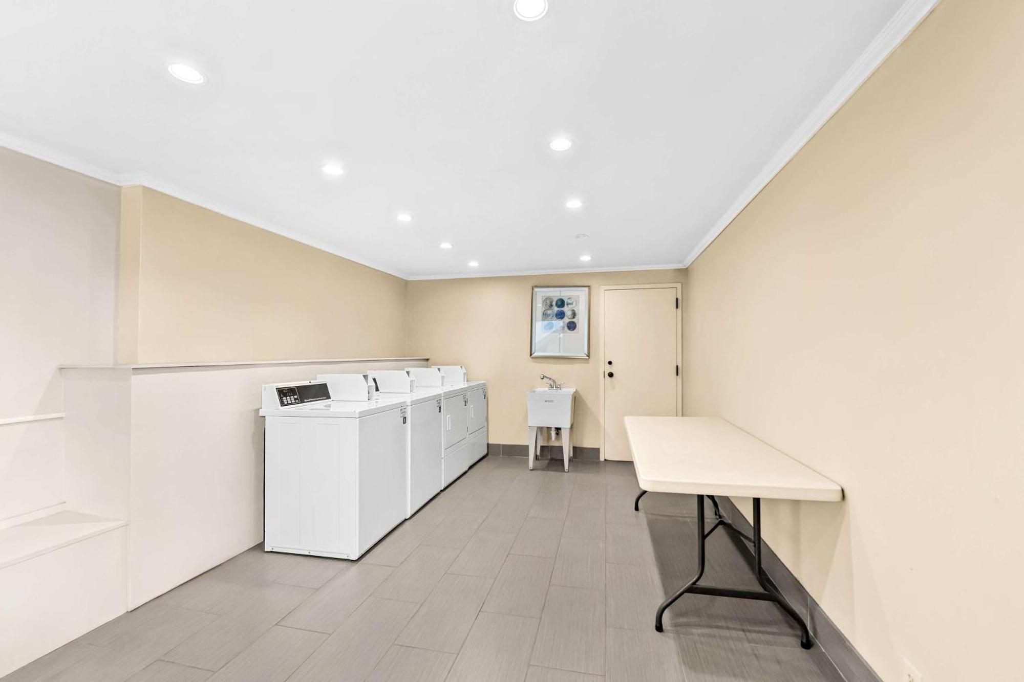 Surestay Plus Hotel By Best Western Southern Pines Pinehurst Ngoại thất bức ảnh