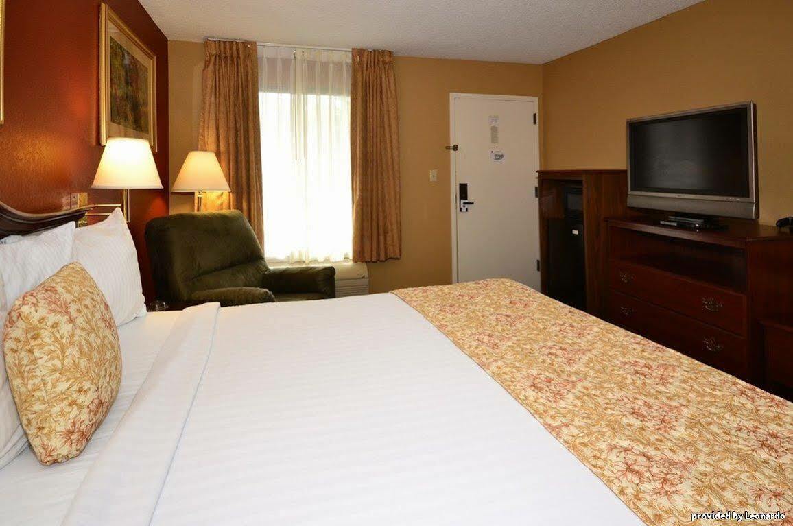 Surestay Plus Hotel By Best Western Southern Pines Pinehurst Phòng bức ảnh